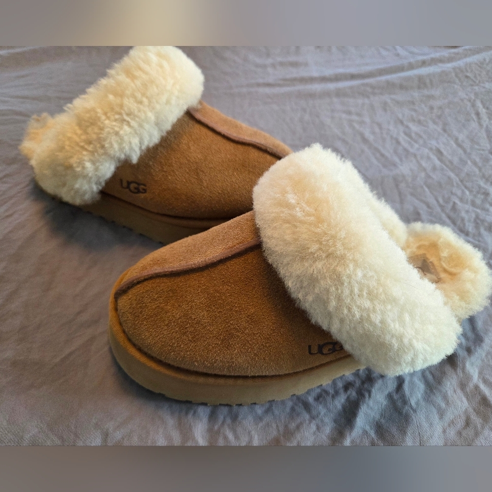 UGG ~ Women's Disquette ~ Chestnut ~ Sz 7